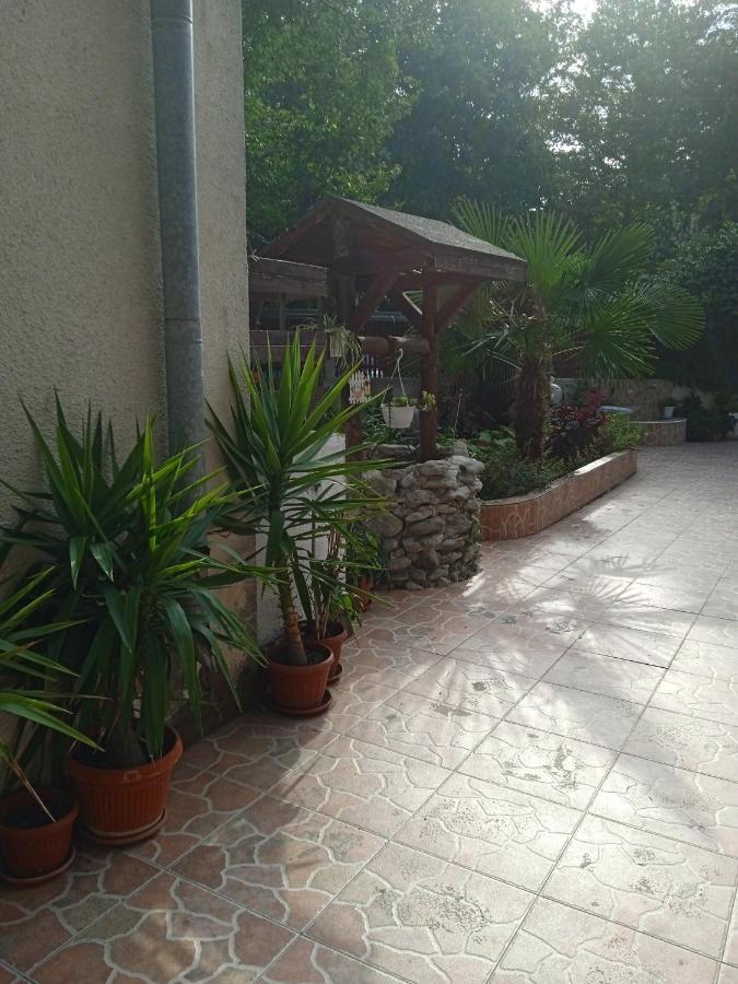 Guest House Urdoviza Kiten  Zewnętrze zdjęcie