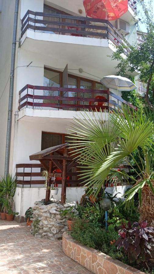 Guest House Urdoviza Kiten  Zewnętrze zdjęcie